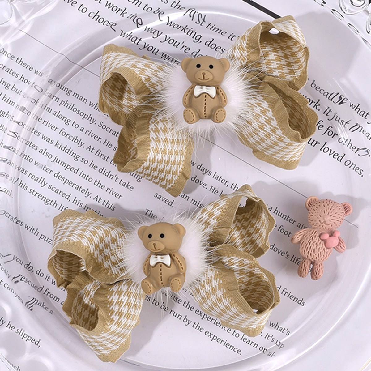 2Pcs Lovely Bear Hair Clip Fabric Scallop Edge Hair Bow Clip