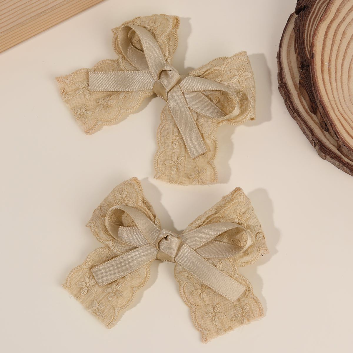 CN 2PCS Solid Color Lace Fabric Hair Bow Clip Girls Toddler
