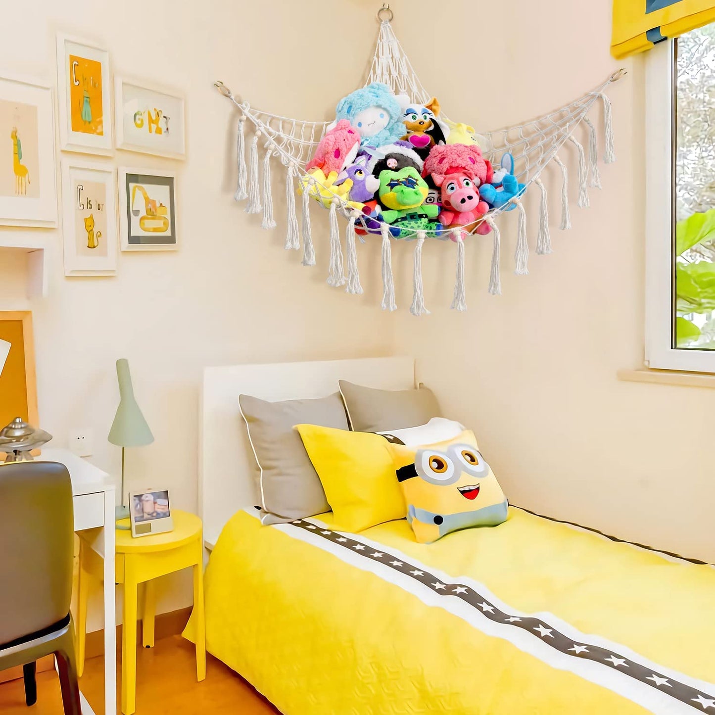 Plush Toy Triangle Hanging Storage Net for Kids Room Decoration